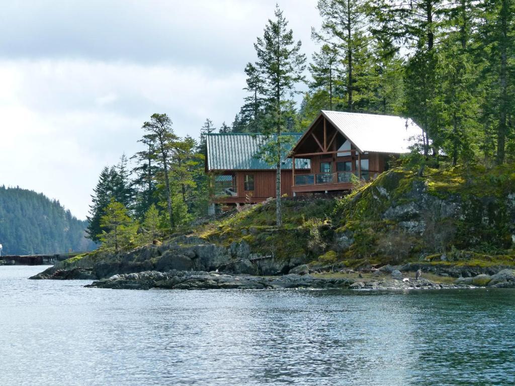 Brown'S Bay Resort Campbell River Quarto foto